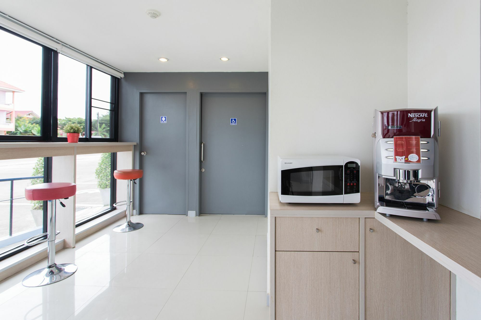 Hop Inn HHQ Extérieur photo